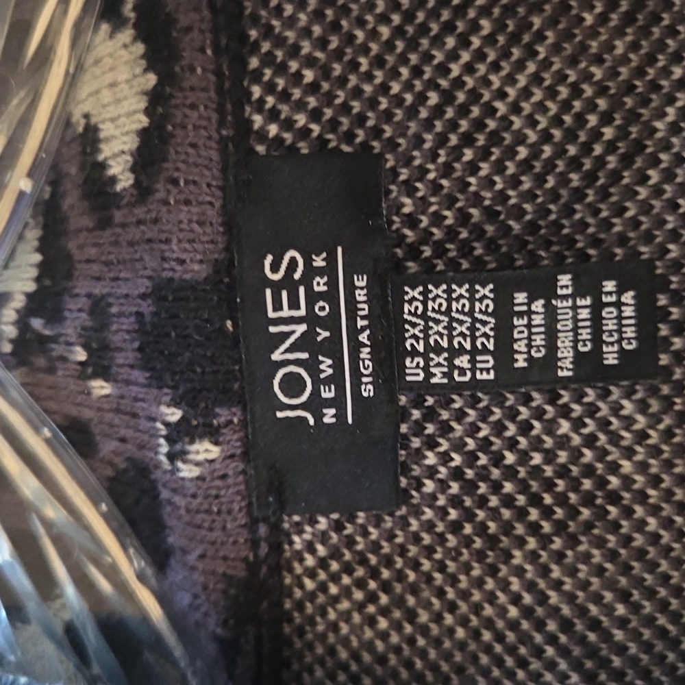 Leopard Print Poncho - Picture 3 of 3
